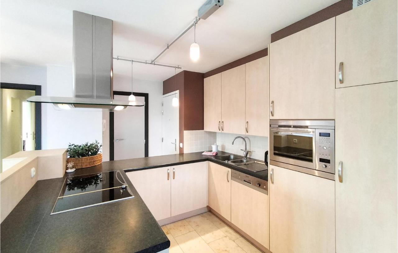 Nice Apartment In Bredene With Kitchen Εξωτερικό φωτογραφία